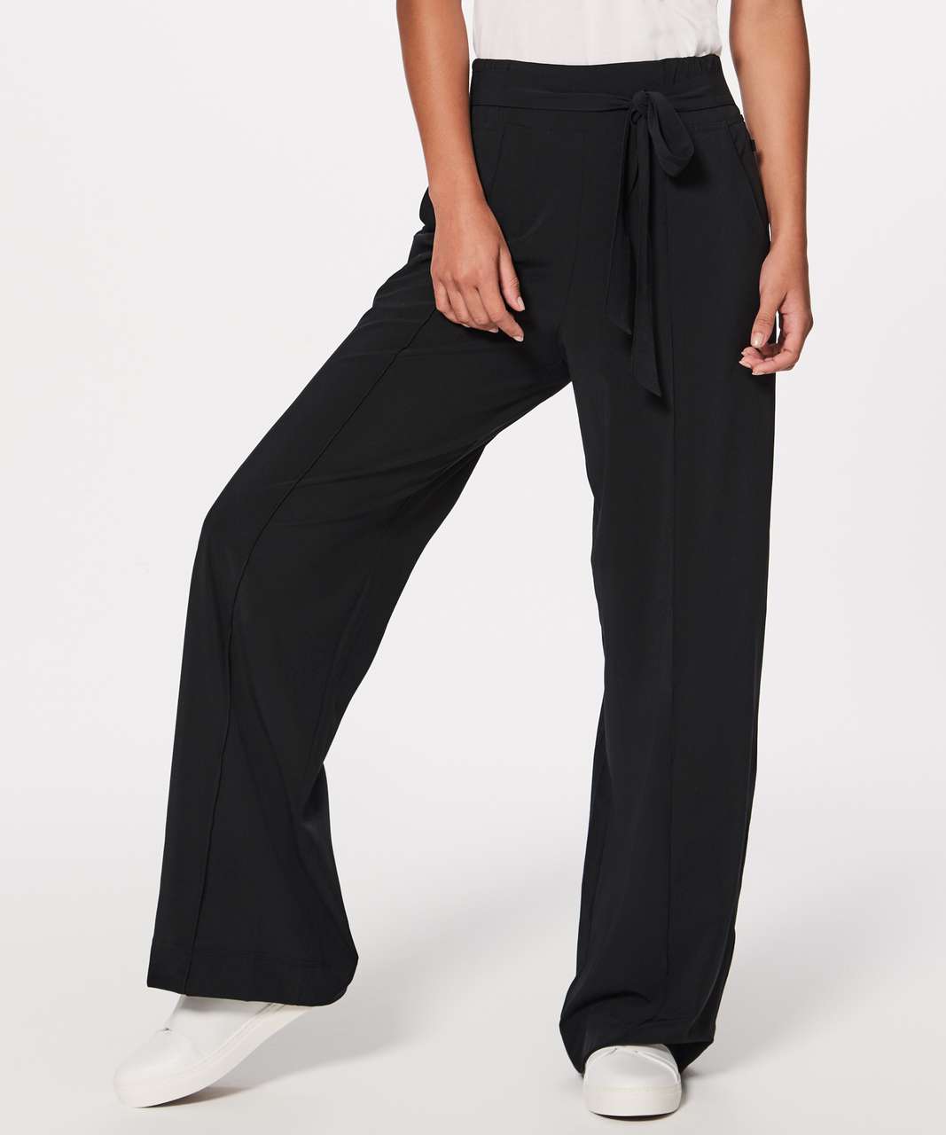 lululemon noir pant size 6