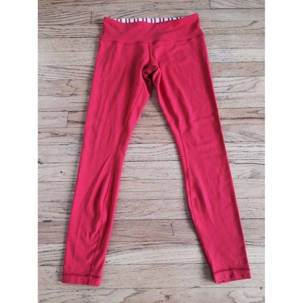 LULULEMON WUNDER UNDER crops slope Stripe Love Red Heathered Fiery