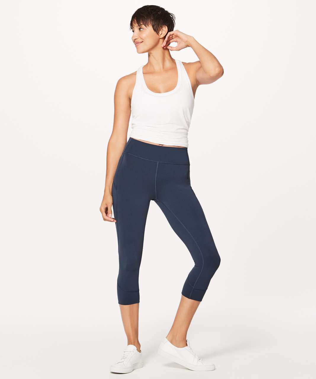 Lululemon High Rise In Movement Crop *EUC* (Size 6)