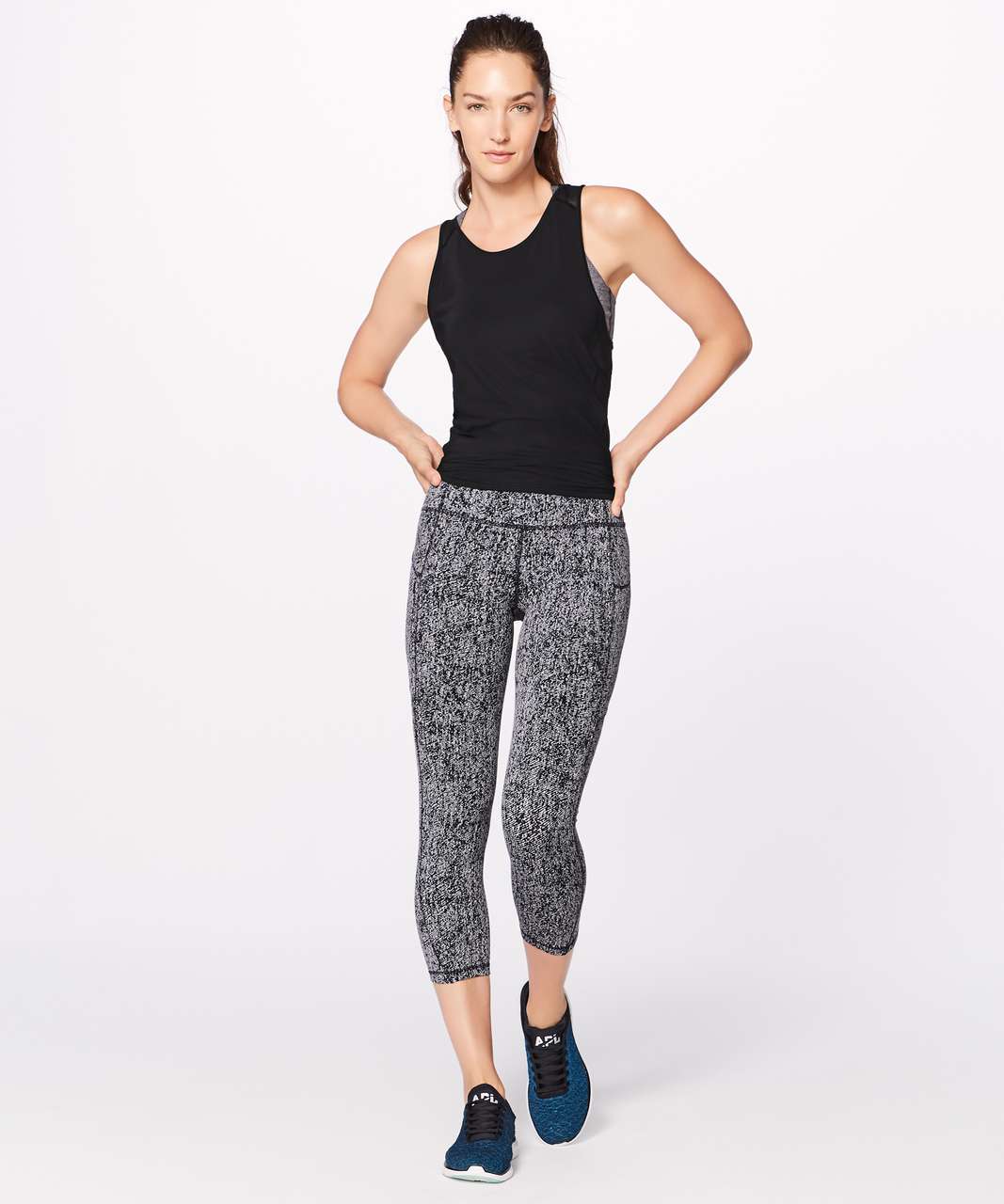 Lululemon Embrace Crop *Denim - Black - lulu fanatics