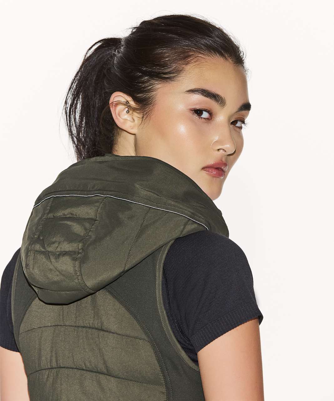 Lululemon Extra Mile Vest - Dark Olive