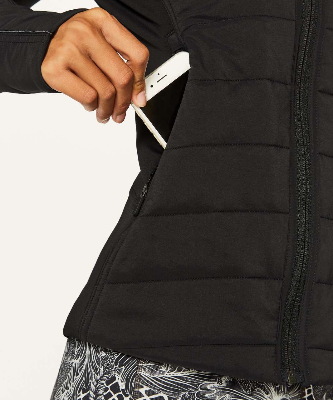 Lululemon Extra Mile Jacket - Black