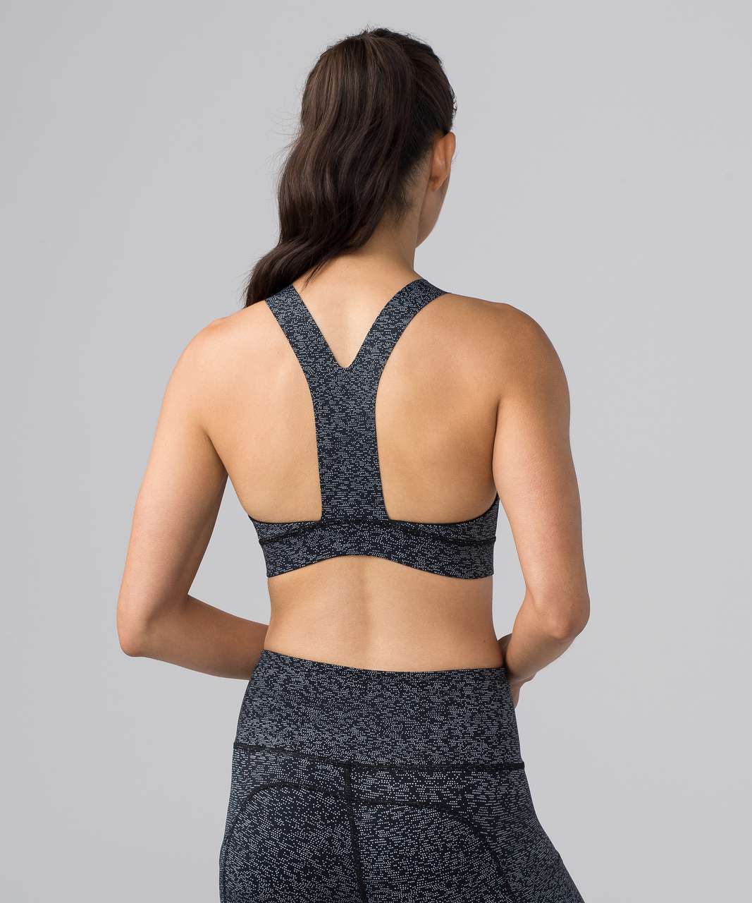 Lululemon Fast & Free Bra (Nulux) - Soundwave Alpine White Black