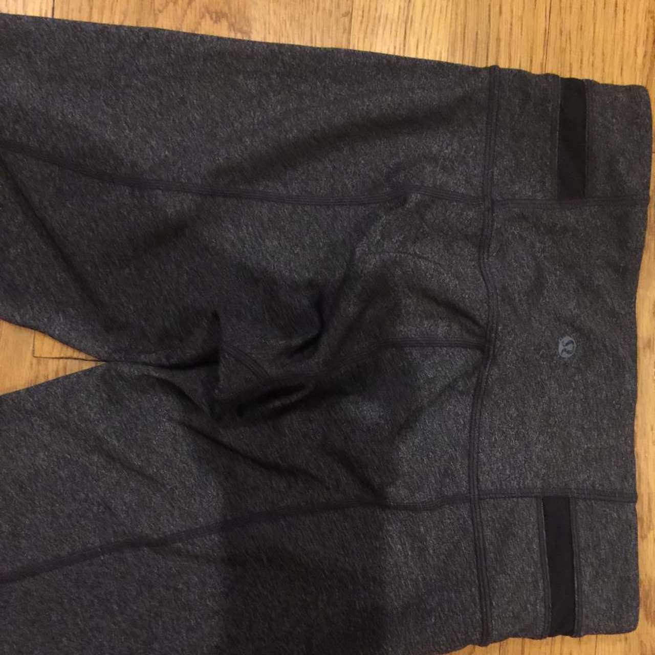 Lululemon Acro Crop - Heathered Black - lulu fanatics