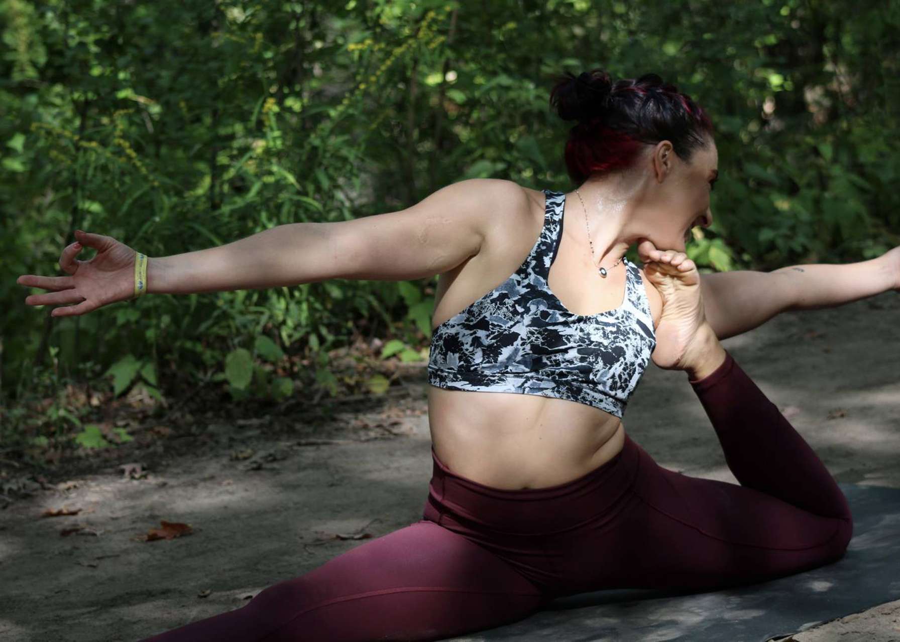 Lululemon Free To Be Serene Bra - Interlaced Starlight Black