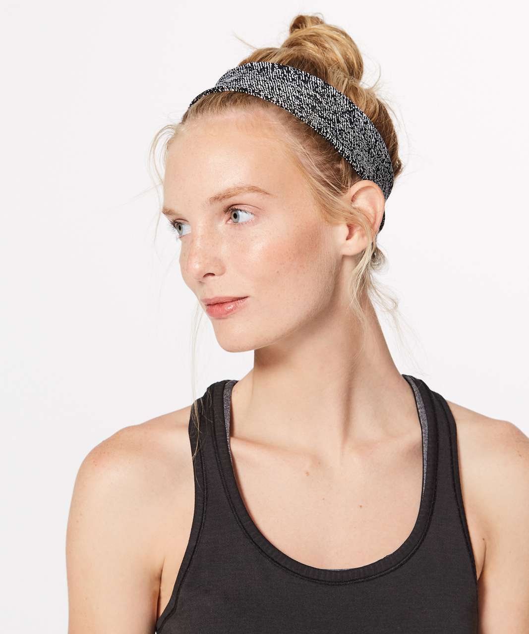 Lululemon Fly Away Tamer Headband II *Luxtreme - Power Luxtreme Irregular Denim Twill Black White