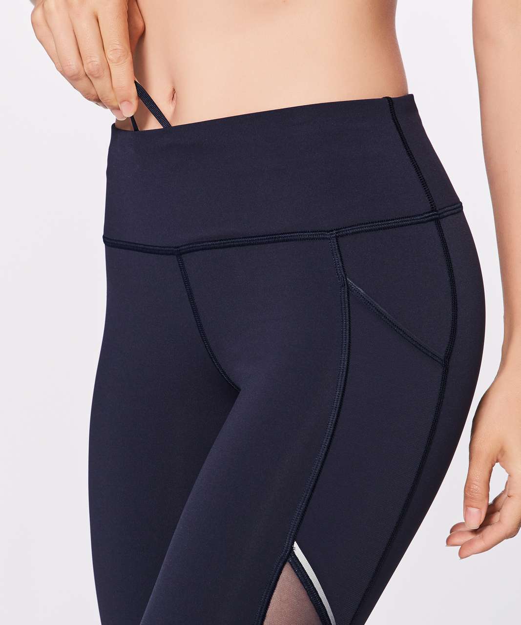 LULULEMON ATHLETICA RUN Tempo Crop Leggings Ruched Side Black Stretch Size 6  $22.99 - PicClick