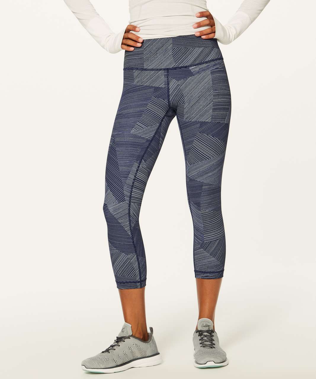 Lululemon Wunder Under Crop (Hi-Rise) *Full-On Luxtreme 21