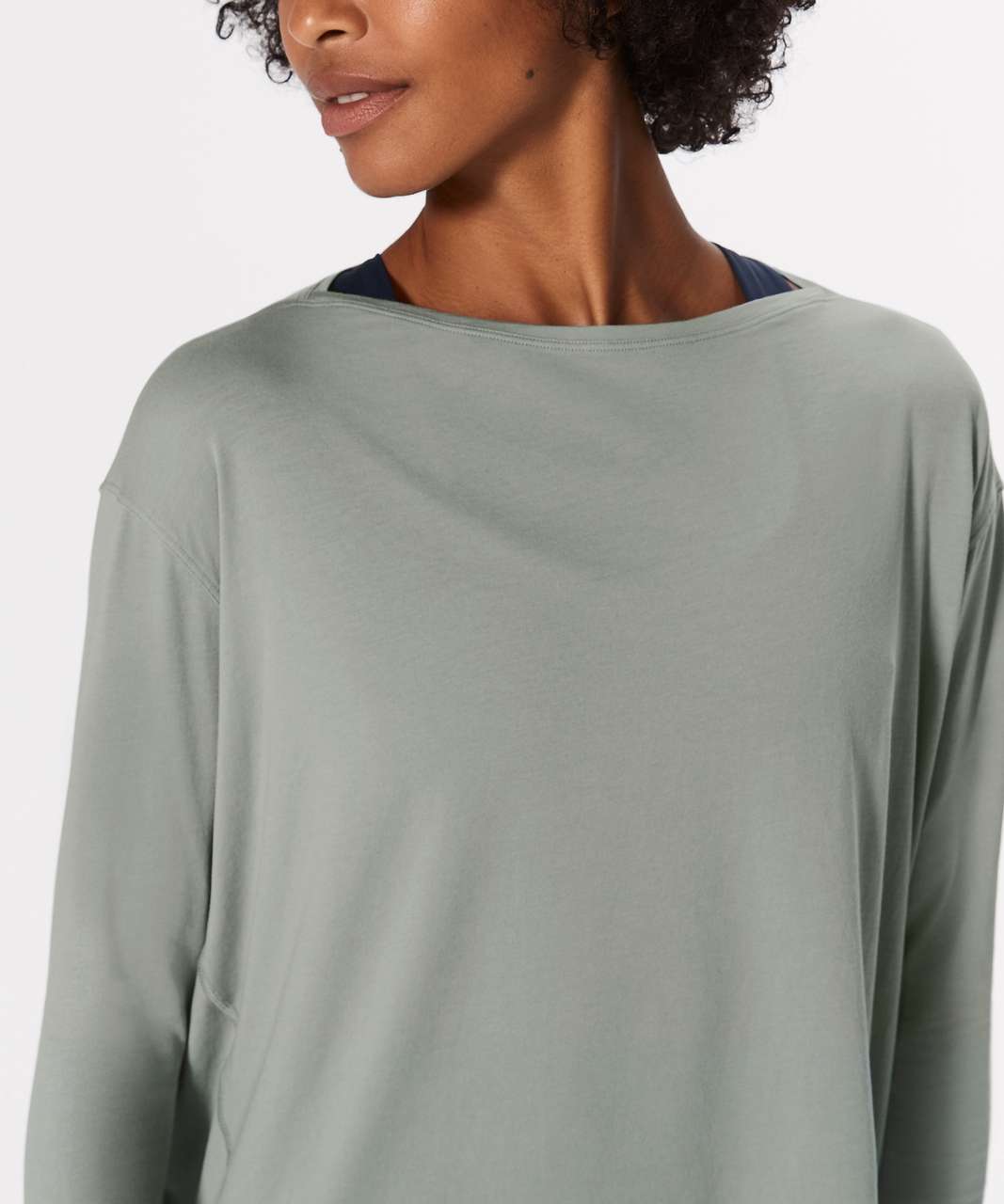 Lululemon Back In Action Long Sleeve - Misty Moss