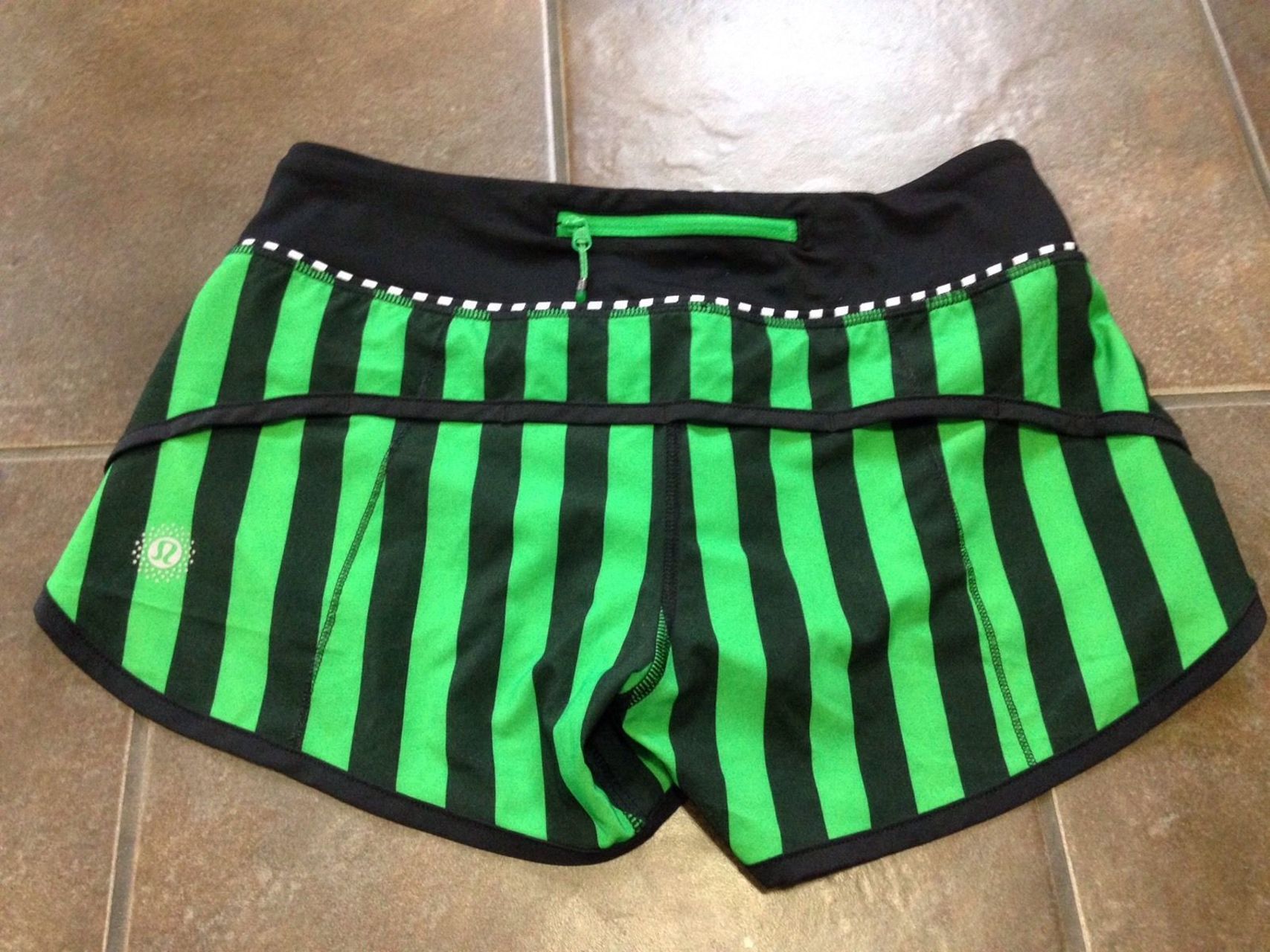 Lululemon Speed Short - 2015 Seawheeze - Green/Black Vertical Stripe