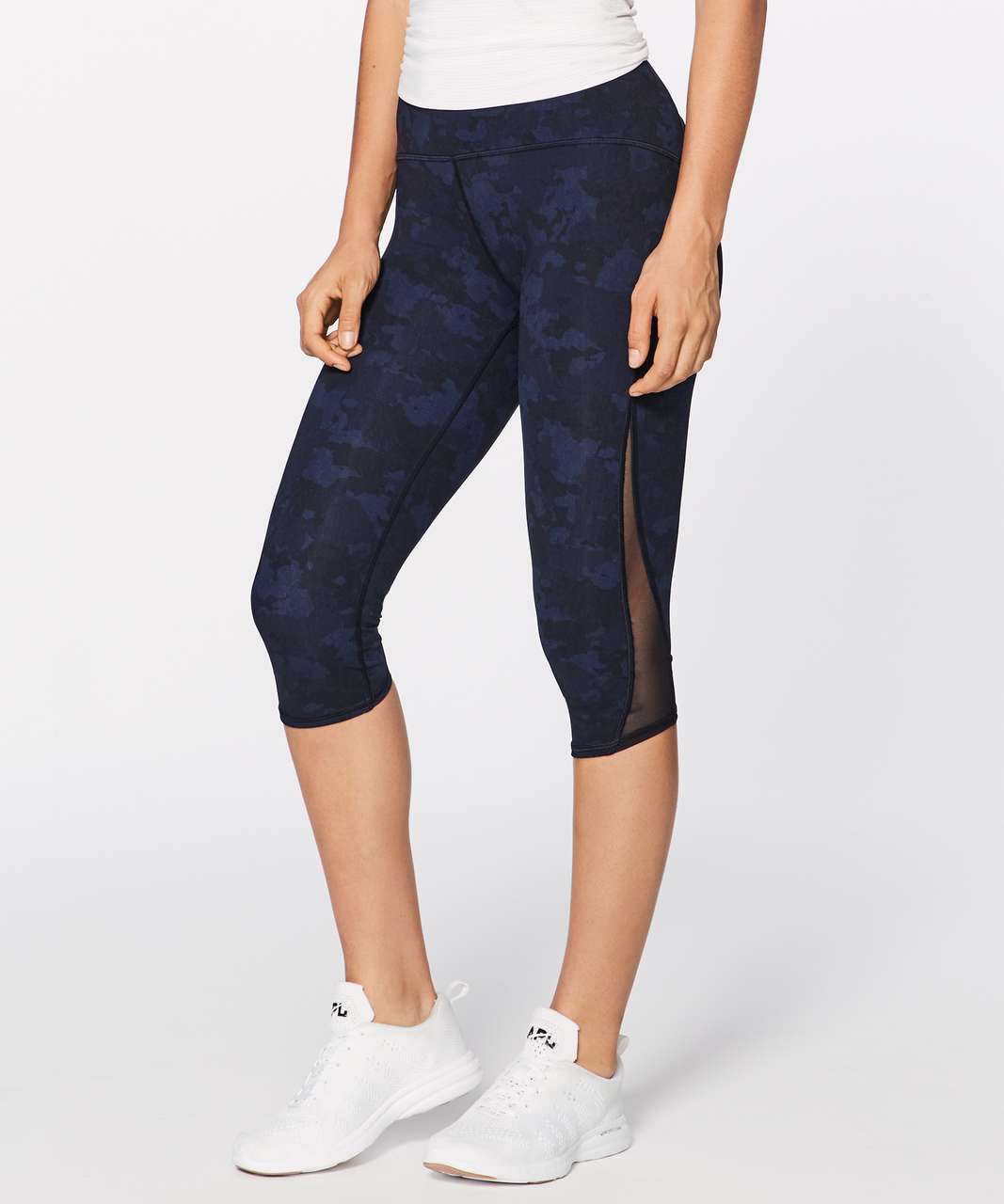 Lululemon Train Times Crop (17") - Camouflaged Midnight Navy Black / Black