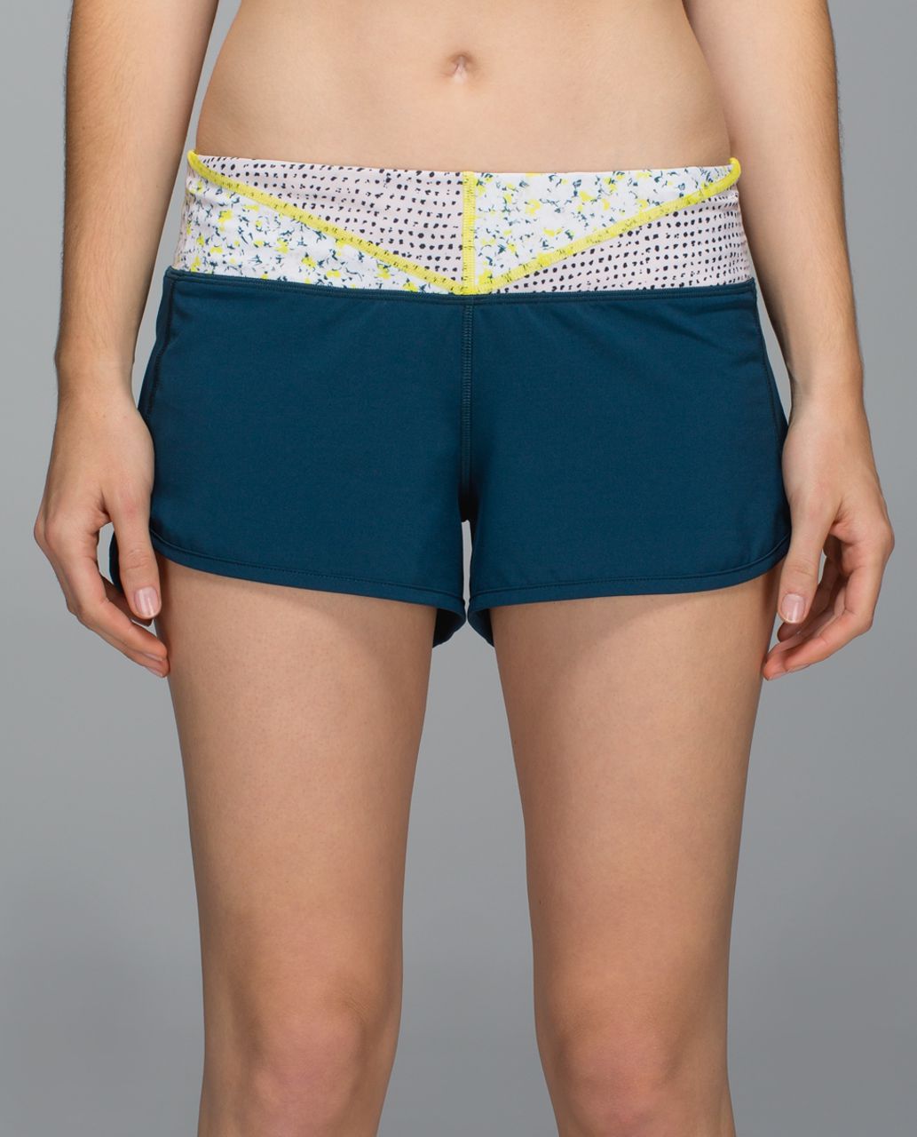 Lululemon Run:  Speed Short *4-way Stretch - Alberta Lake / Wi14 Quilt 26