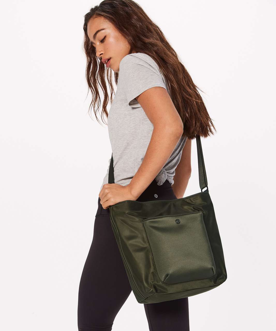 Lululemon All Set Bucket (11L) - Dark Olive