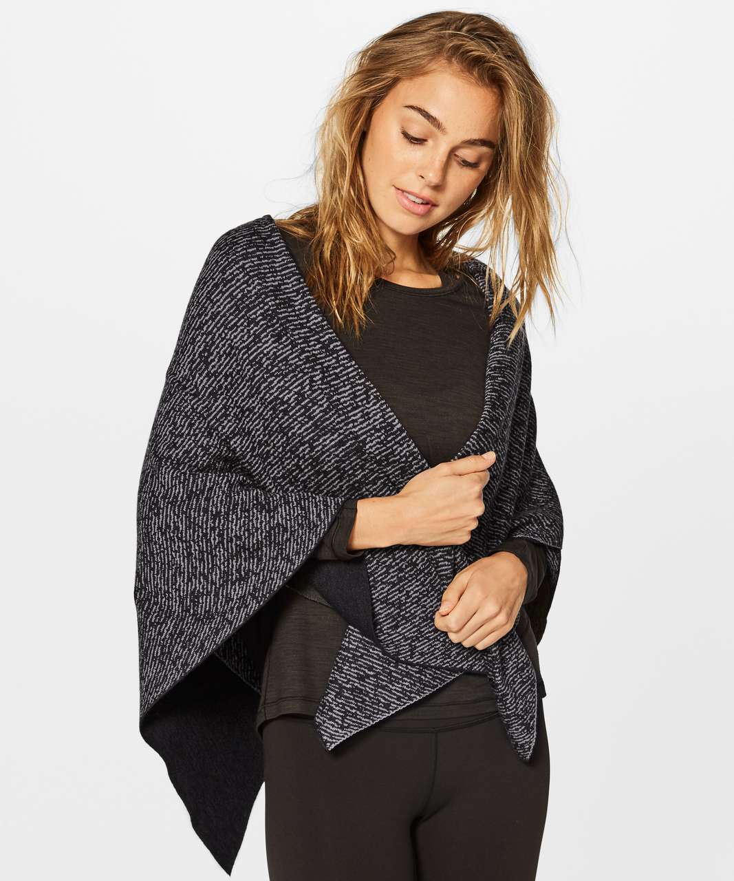 lululemon blanket scarf