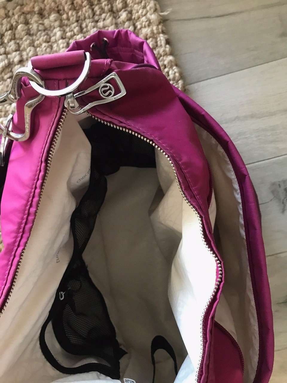 Lululemon Hot Yoga Hobo - Dewberry 