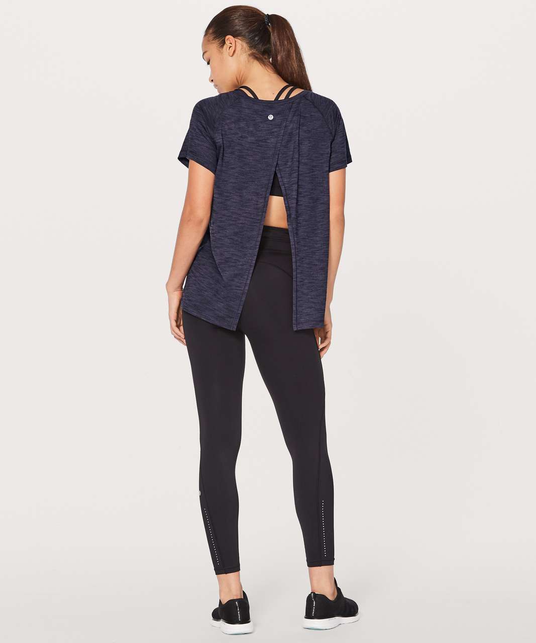 lululemon-back-in-action-tee-and-align-leggings - Lovely Lucky Life