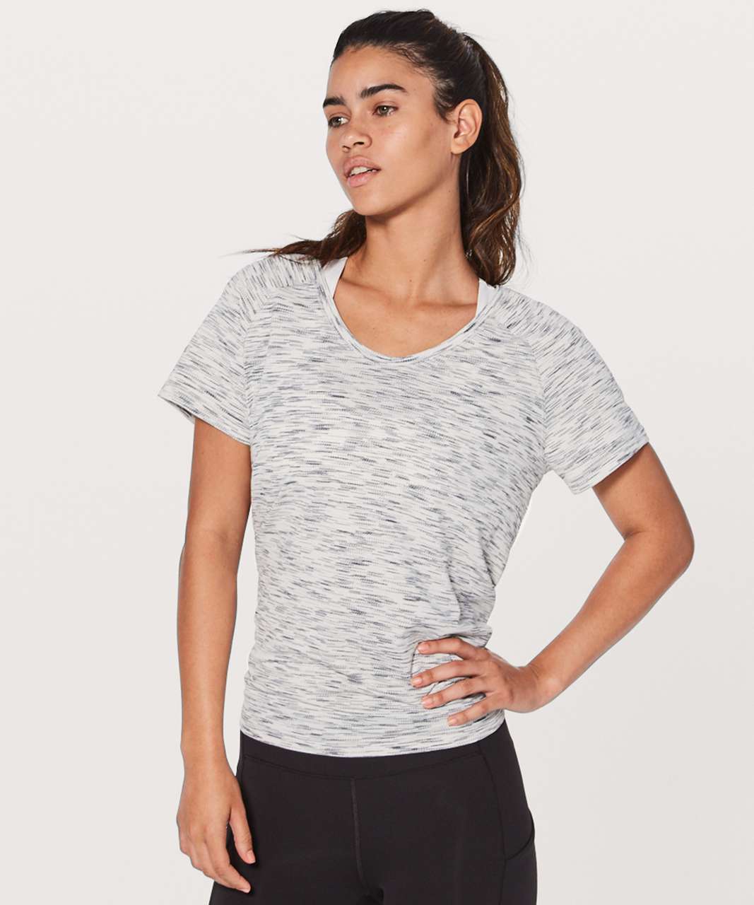 Lululemon Back In Action Short Sleeve - Tiger Space Dye Black White