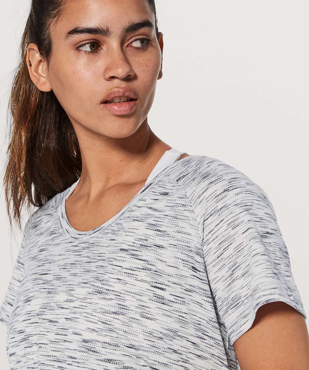 Lululemon Back In Action Short Sleeve - Tiger Space Dye Black 