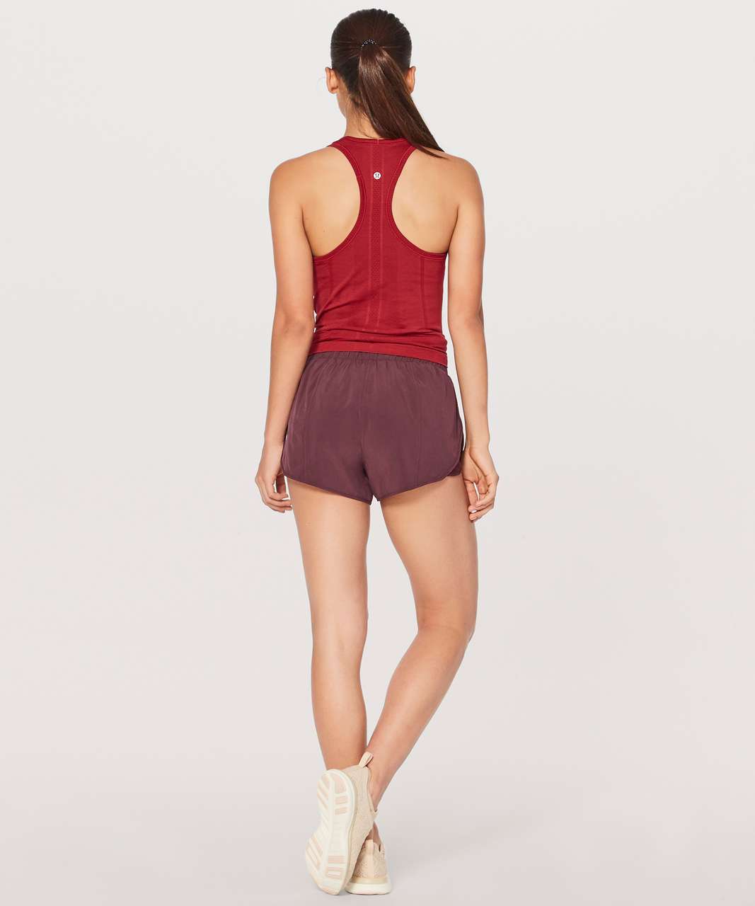 Lululemon Back In Action Short (2.5") - Garnet