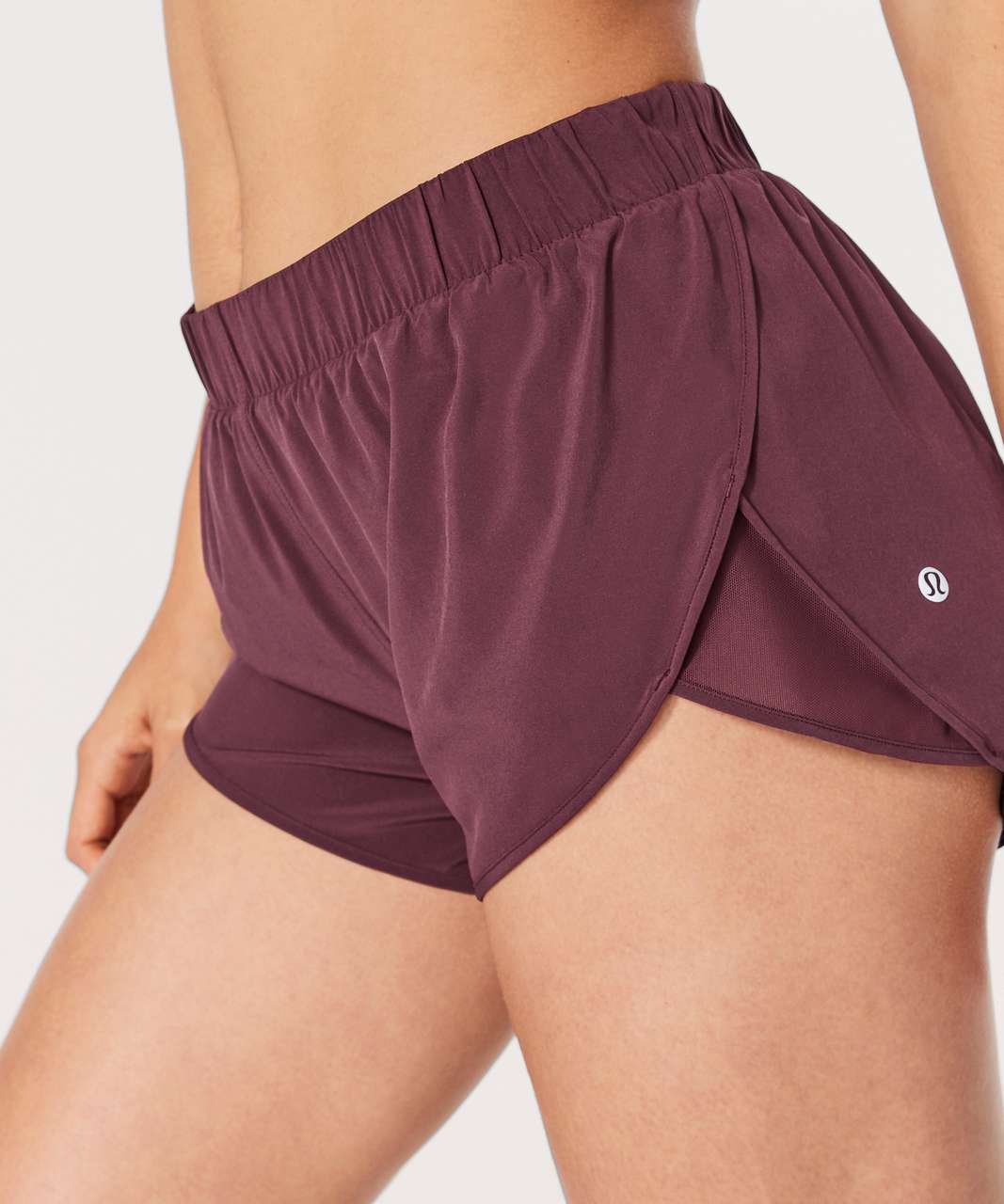 Lululemon Back In Action Short (2.5") - Garnet