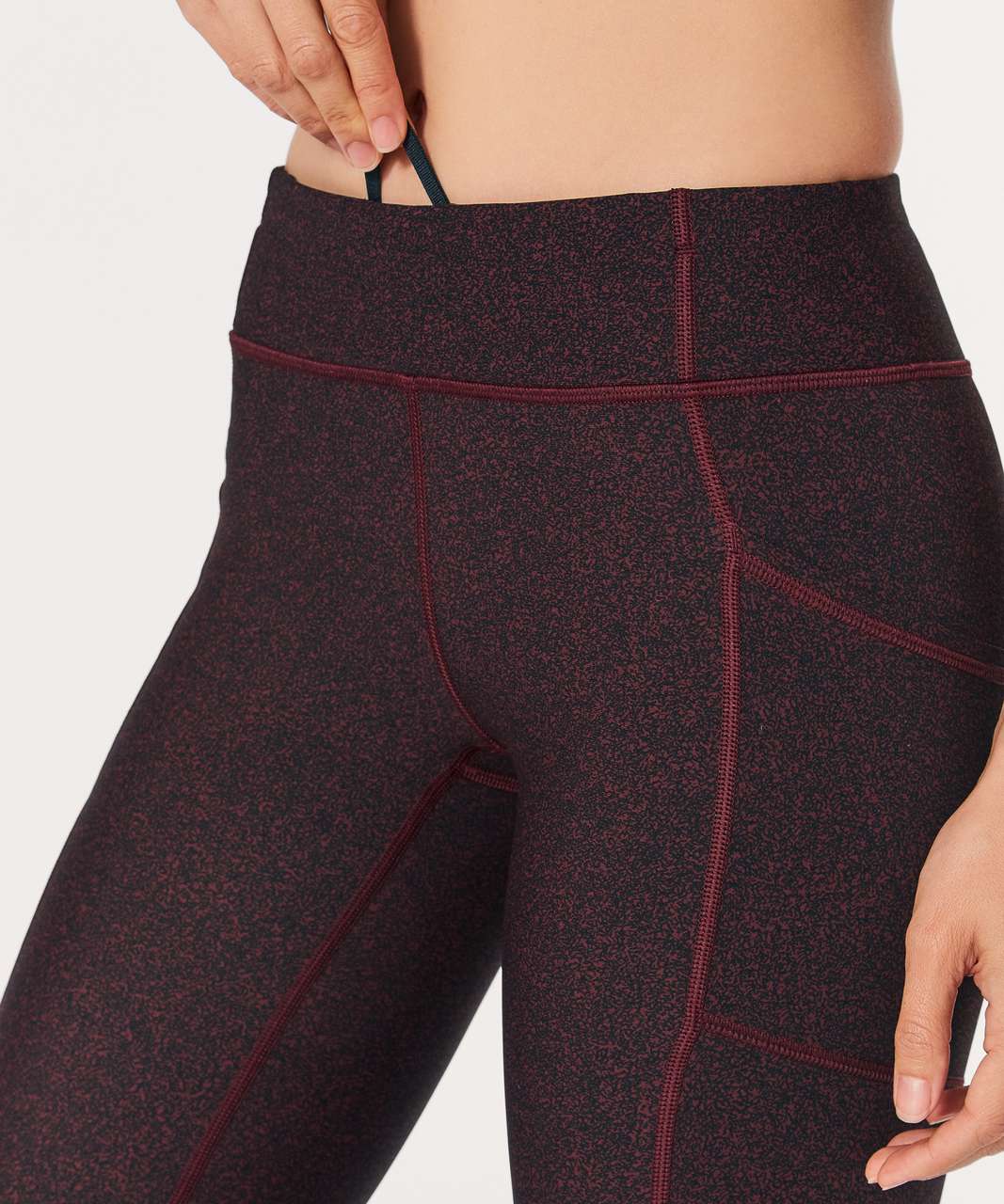 Lululemon Tight Stuff Tight II (25") - Granulite Garnet Black