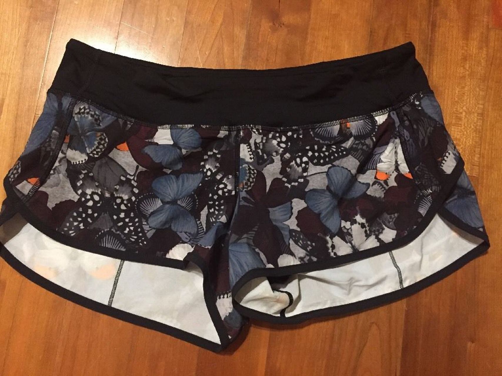 Lululemon Run:  Speed Short *4-way Stretch - Biggie So Fly Butterfly Pizzaz Multi / Black