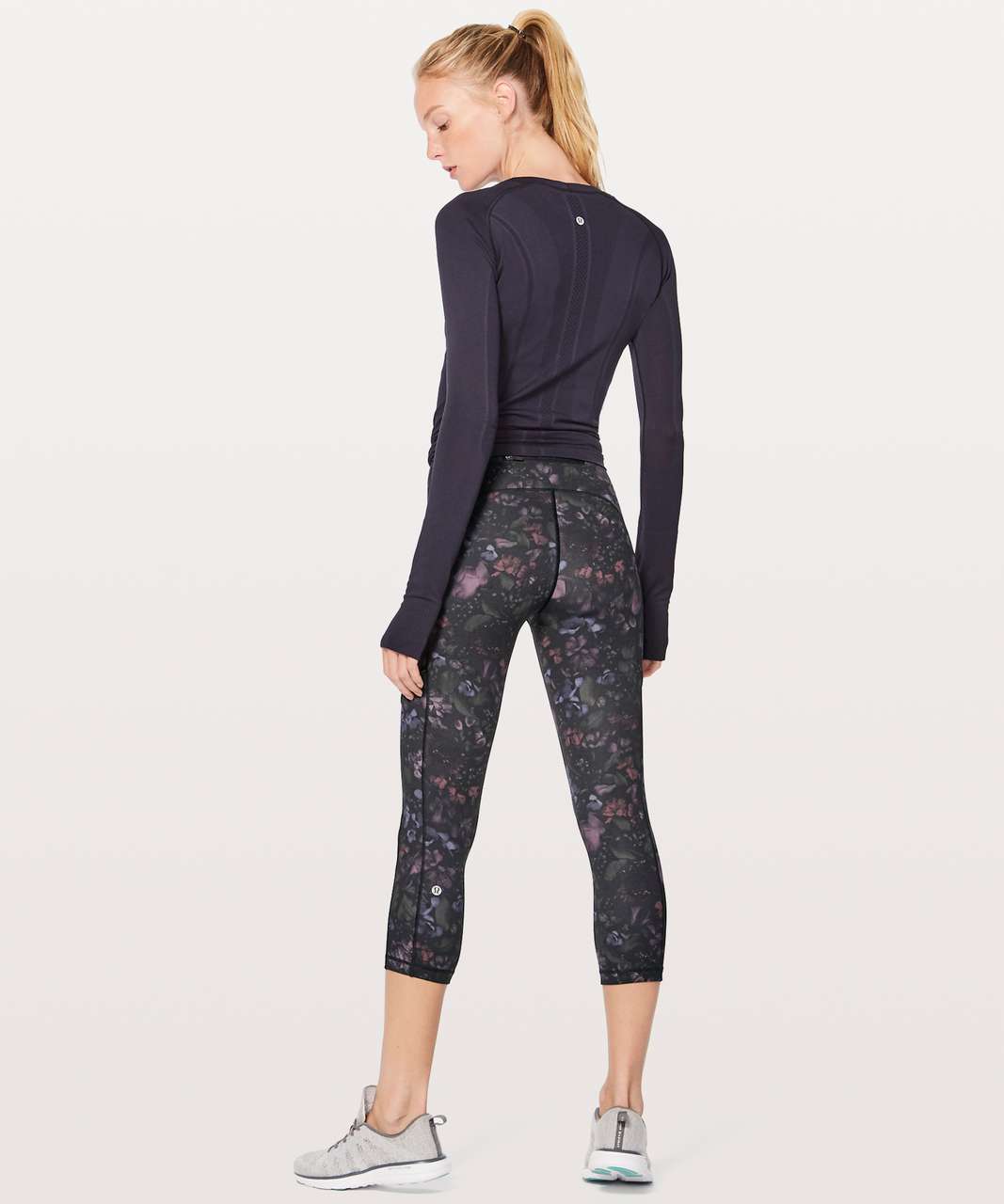 lululemon speed up crop