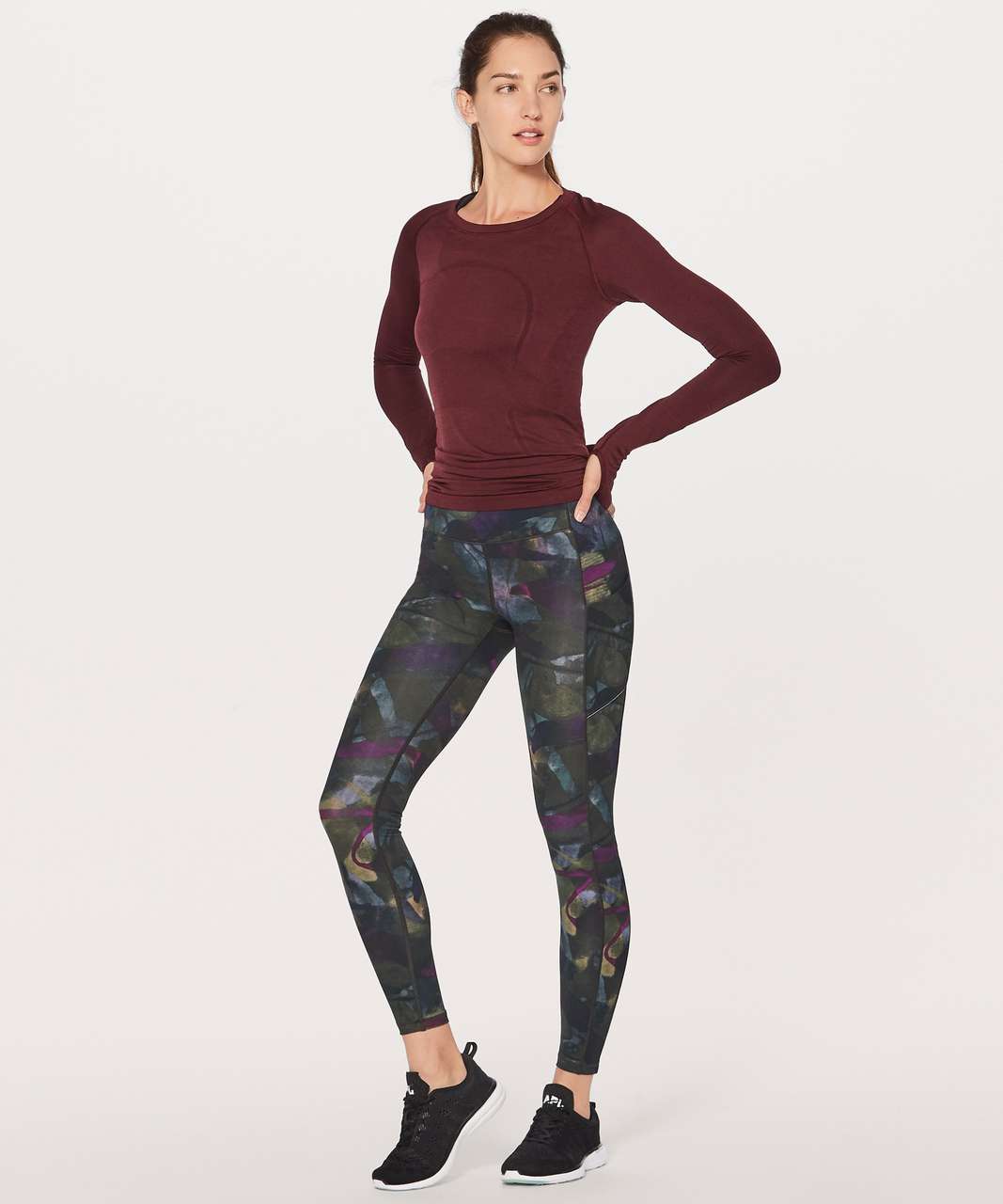 Lululemon Speed Up Tight (Full-On Luxtreme 28") - Aura Dark Chrome Multi