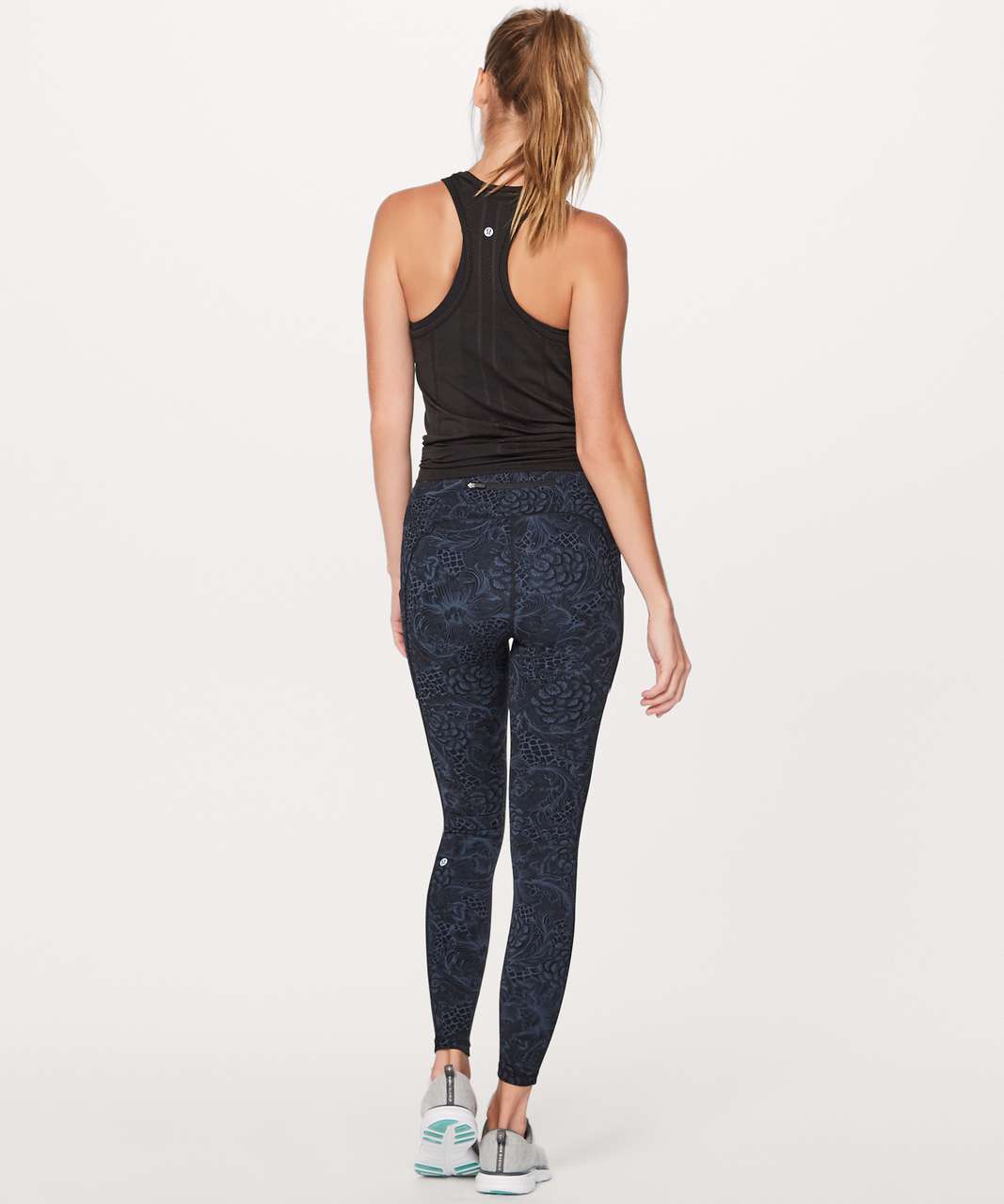 Lululemon Speed Up Crop Full on Luxtreme Nouveau Mach Blue Black Women's  size 8