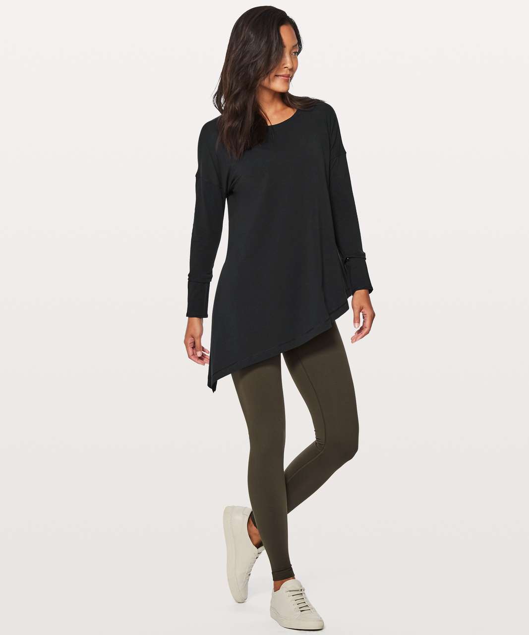 Lululemon Women's Asymmetric Hem Long Sleeve T-shirt Black Size 10