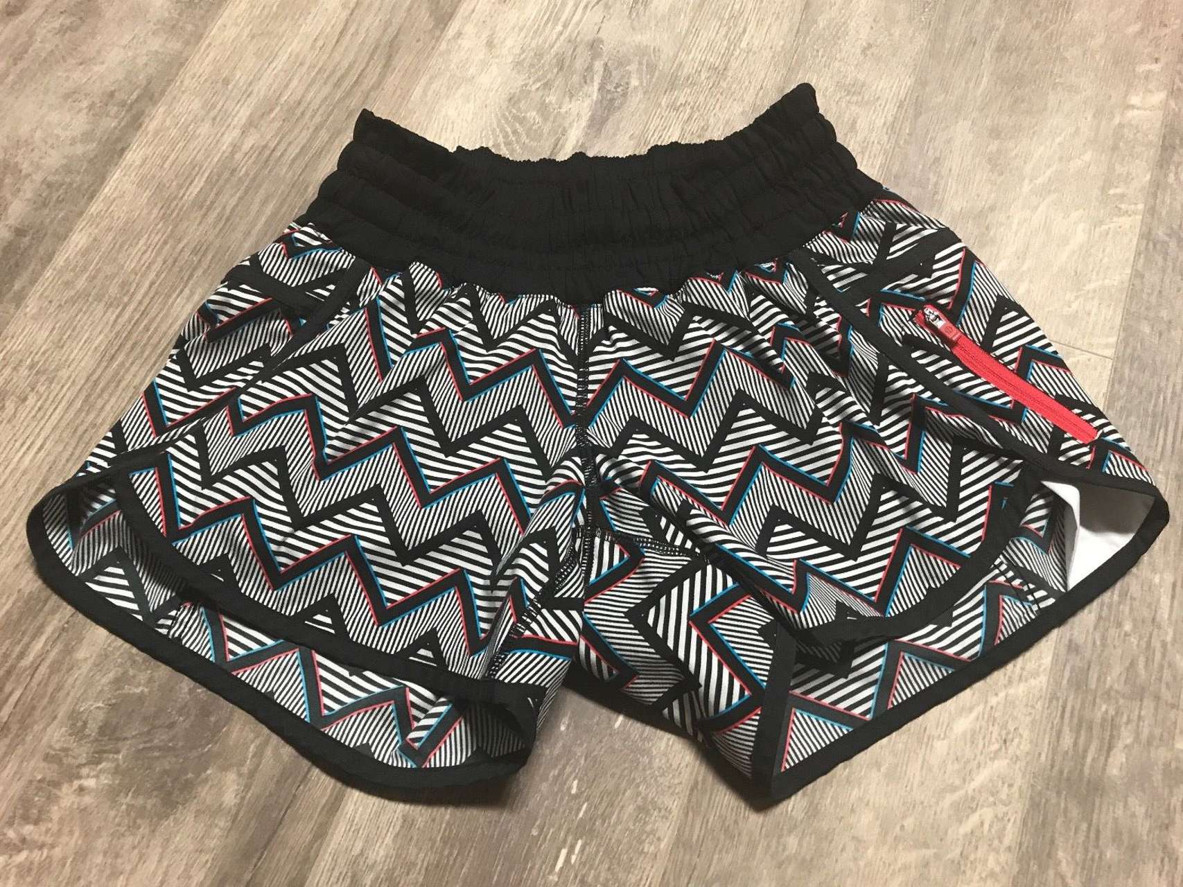 Lululemon Seawheeze 2017 Speed Shorts, 4 - $54 - From Tammy