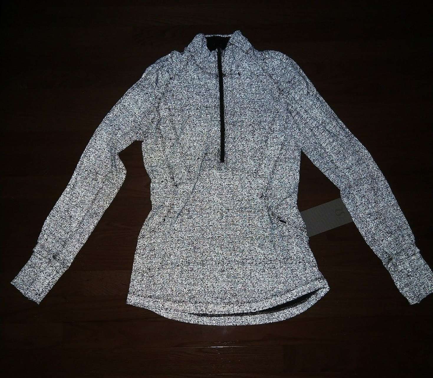 Lululemon Extra Mile 1/2 Zip *Reflective - Heathered Black / Reflective ...