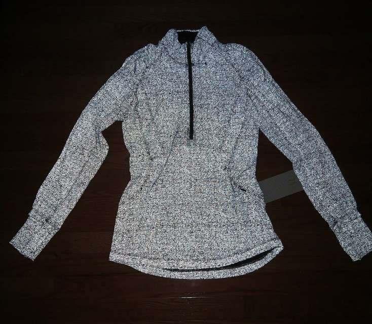 Lululemon Extra Mile 1/2 Zip - Heathered Utilitarian / Black - lulu ...