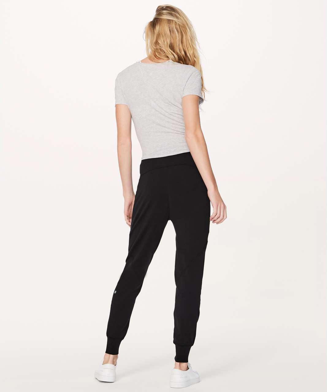 NWOT - Lululemon On The Move Pant *Lightweight Black | SIZE: 2