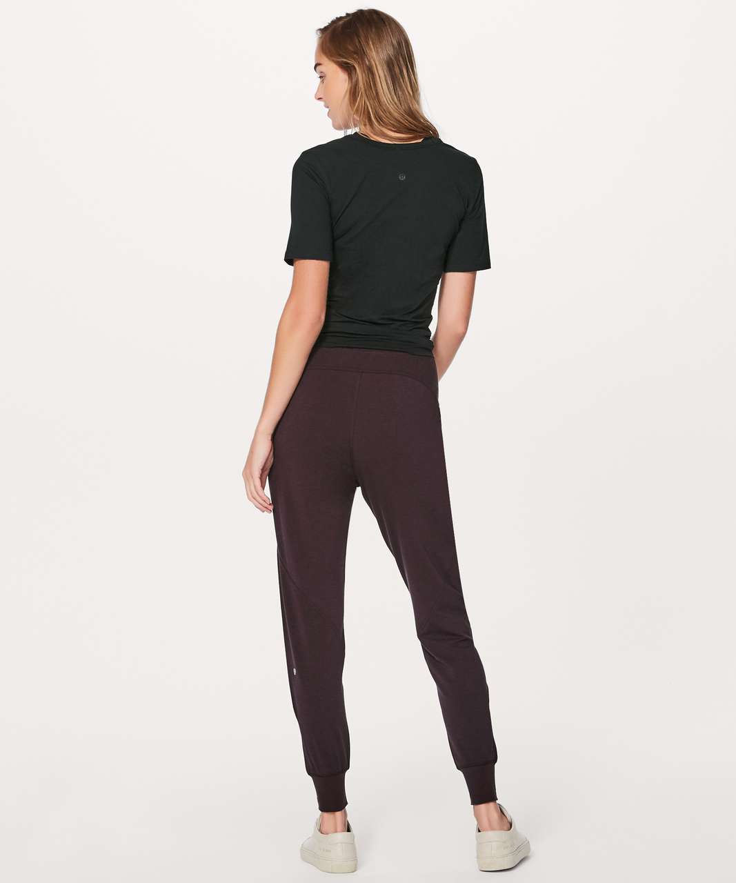 Lululemon Meant To Move Pant 27" - Black Cherry