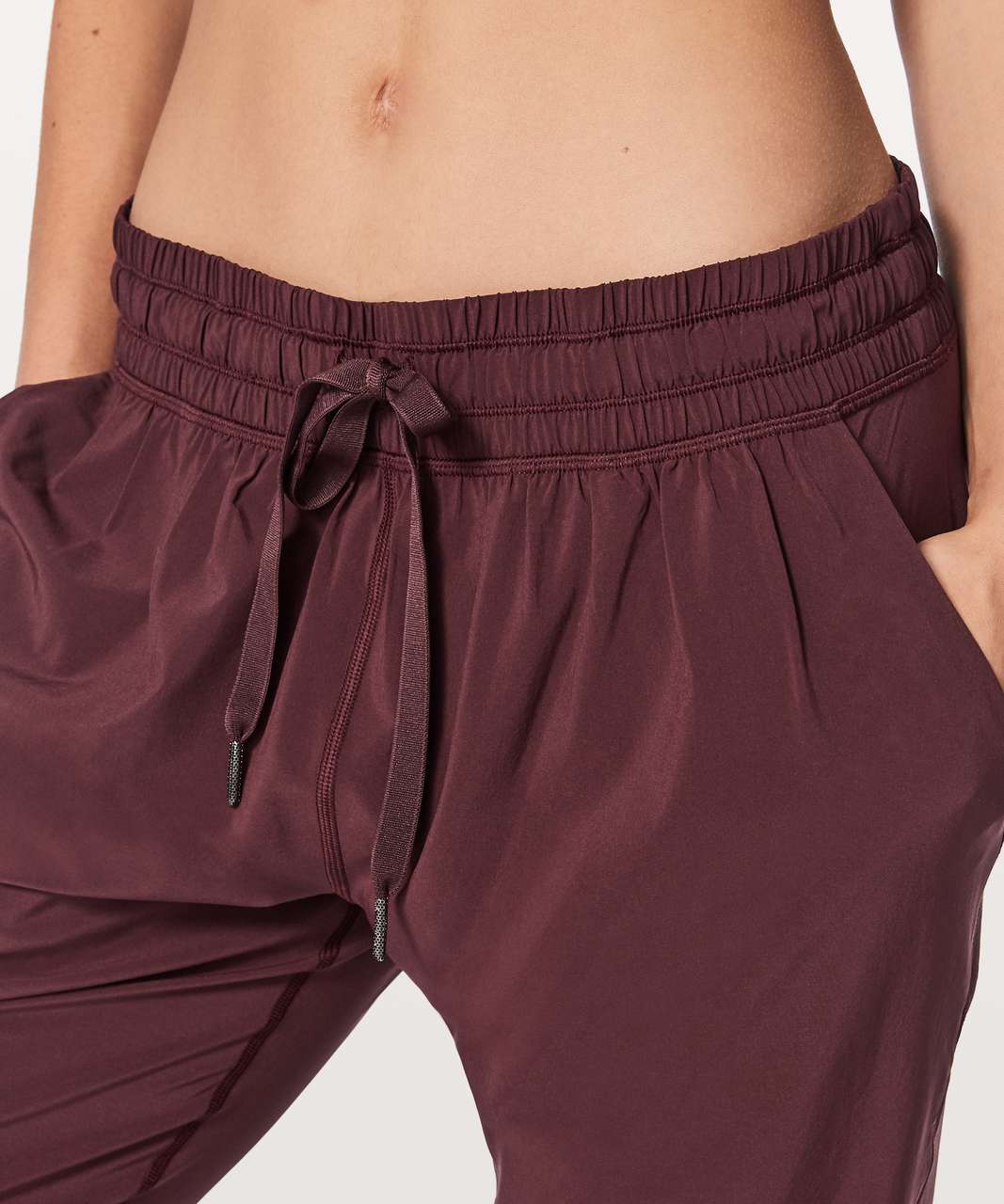 Lululemon Namaskar Crop - Garnet