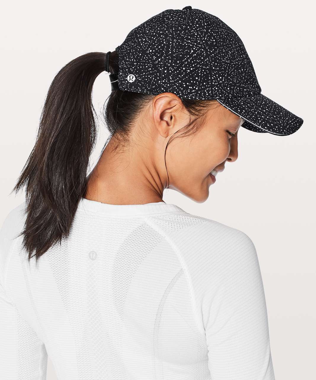 Lululemon Baller Hat Run - Night View White Black / Black