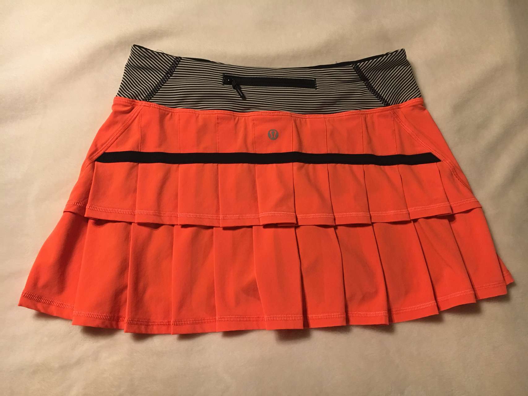 Lululemon Run: Pace Setter Skirt - Coal Pig Pink Shale Stripe
