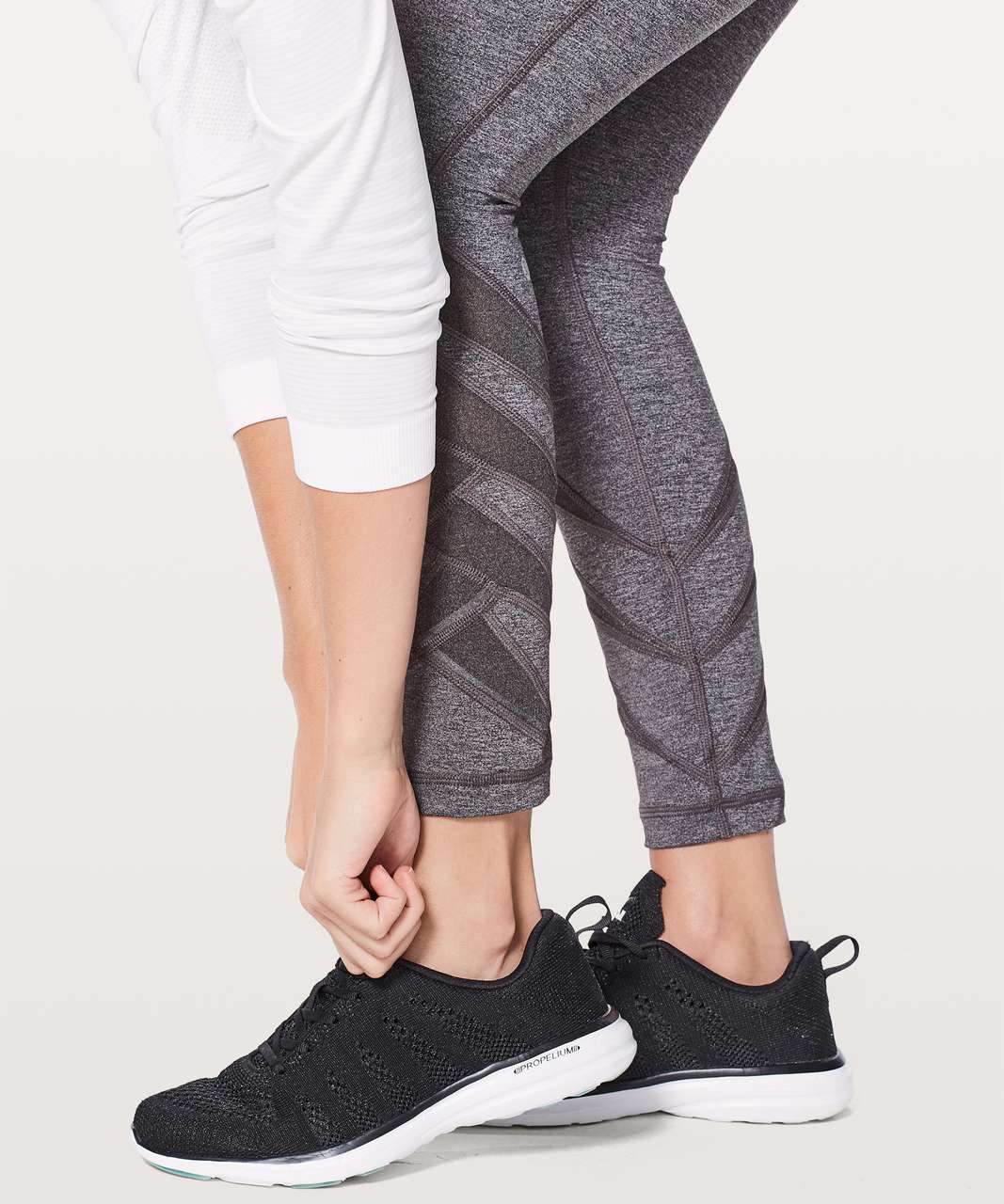 Lululemon Motionful 7/8 Tight 25" - Heathered Black