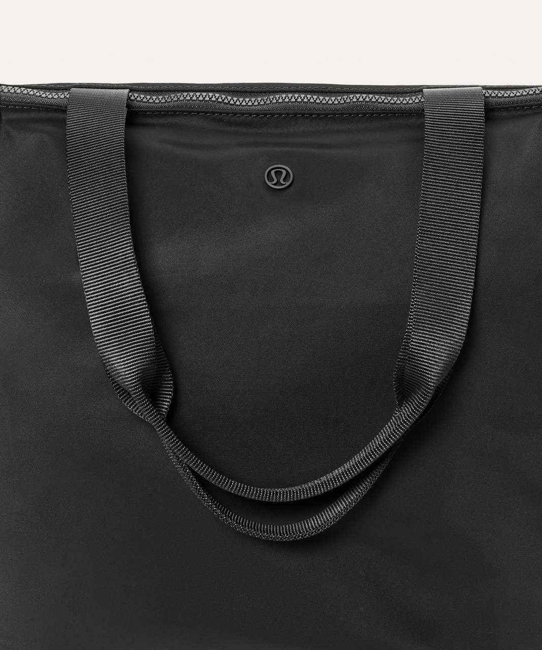 Lululemon Acute Tote 23L - Black