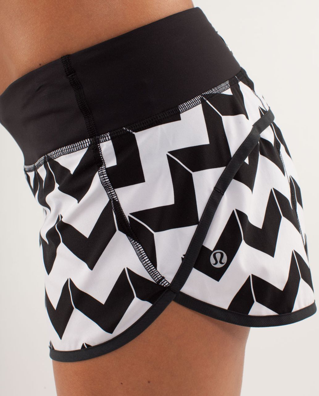 Lululemon Run:  Speed Short - Arrow Chevron White Black