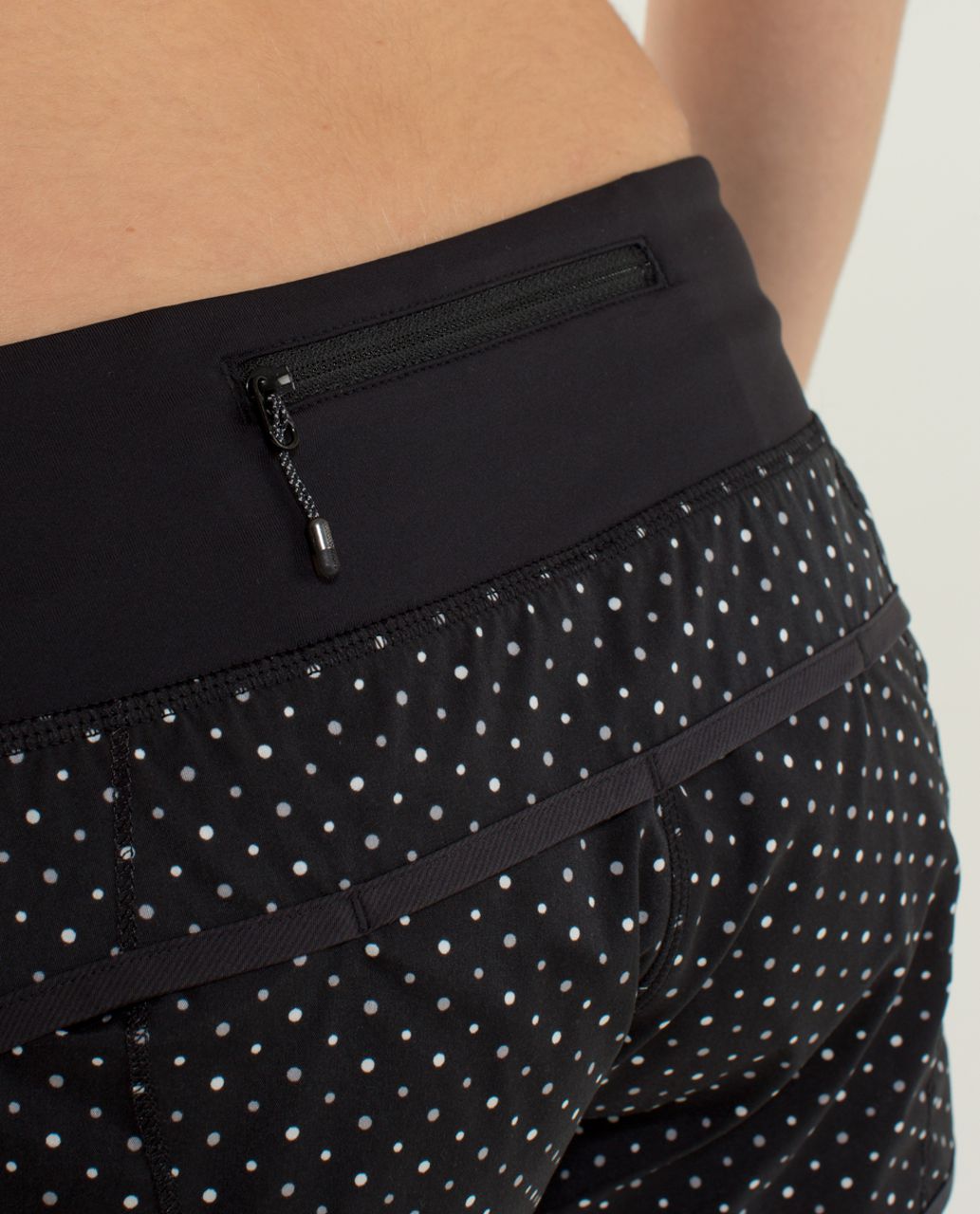 Lululemon Run: Speed Short *2-way Stretch - Chevron Dot Black / Black ...