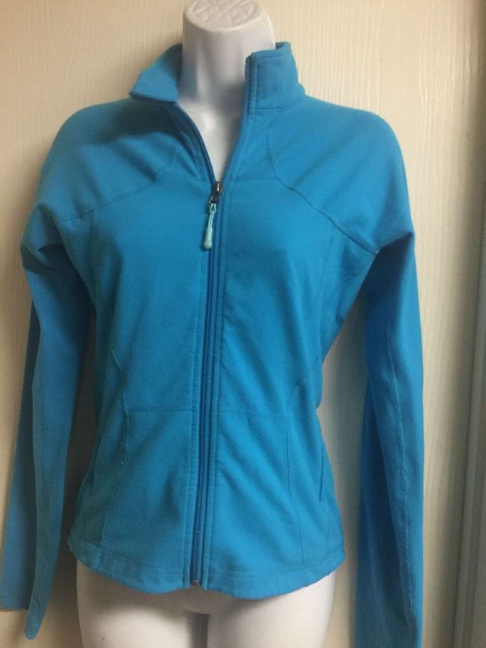 Lululemon Shape Up Jacket - Peck Blue - lulu fanatics