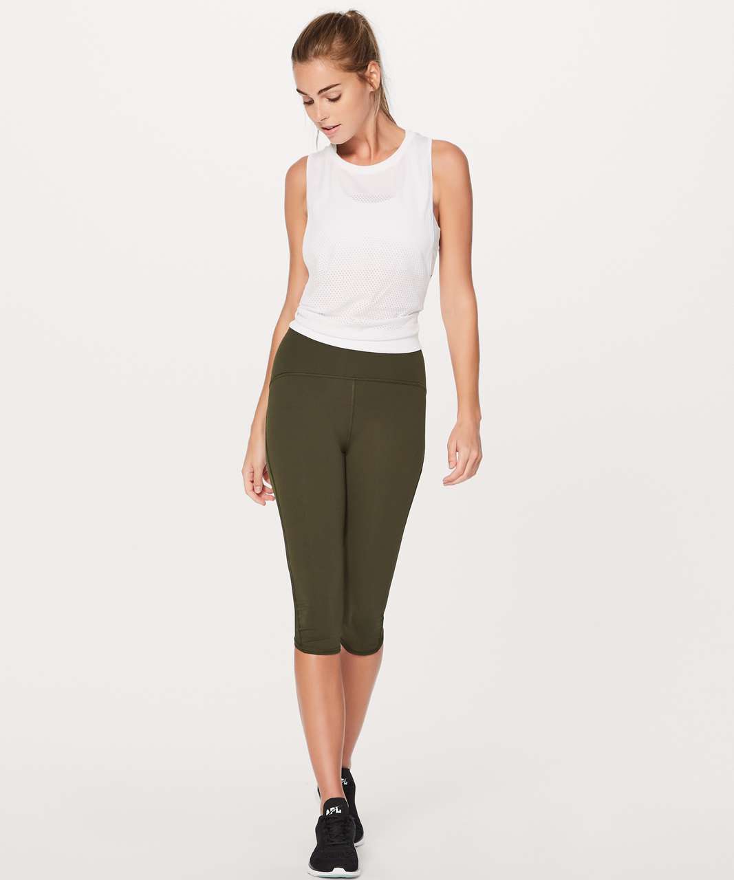 Lululemon Train Times Crop 17" - Dark Olive