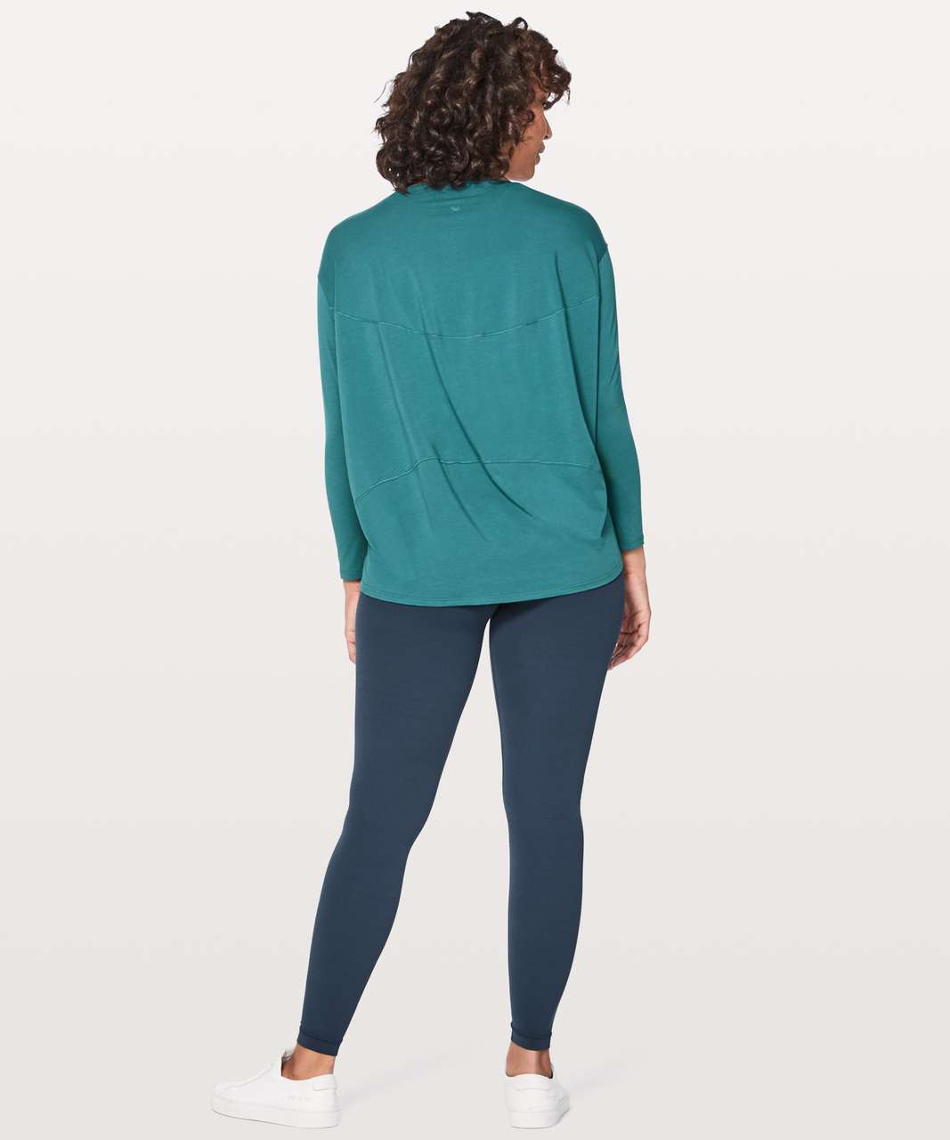 Lululemon Back In Action Long Sleeve - Desert Teal