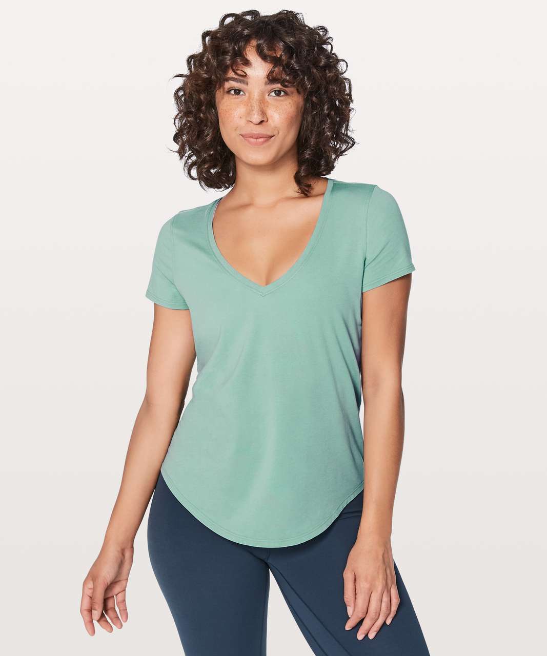 lululemon love tee v