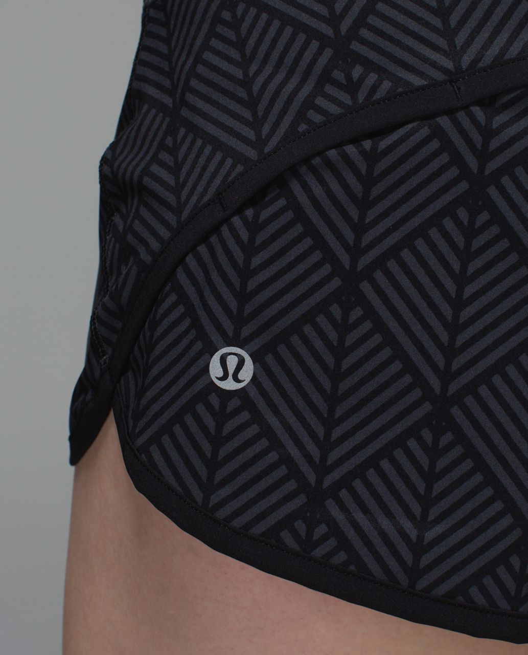 Lululemon Run:  Speed Short *4-way Stretch - Diamond Palm Deep Coal Black / Black