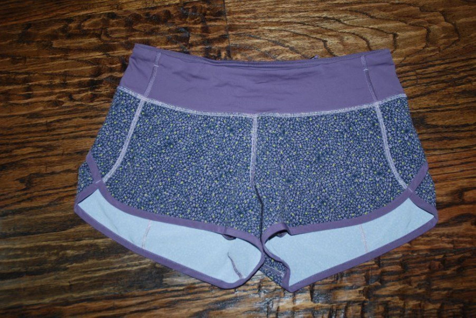 Lululemon Run:  Speed Short *4-way Stretch - Dottie Mum Deep Coal Mauvelous / Purple Fog