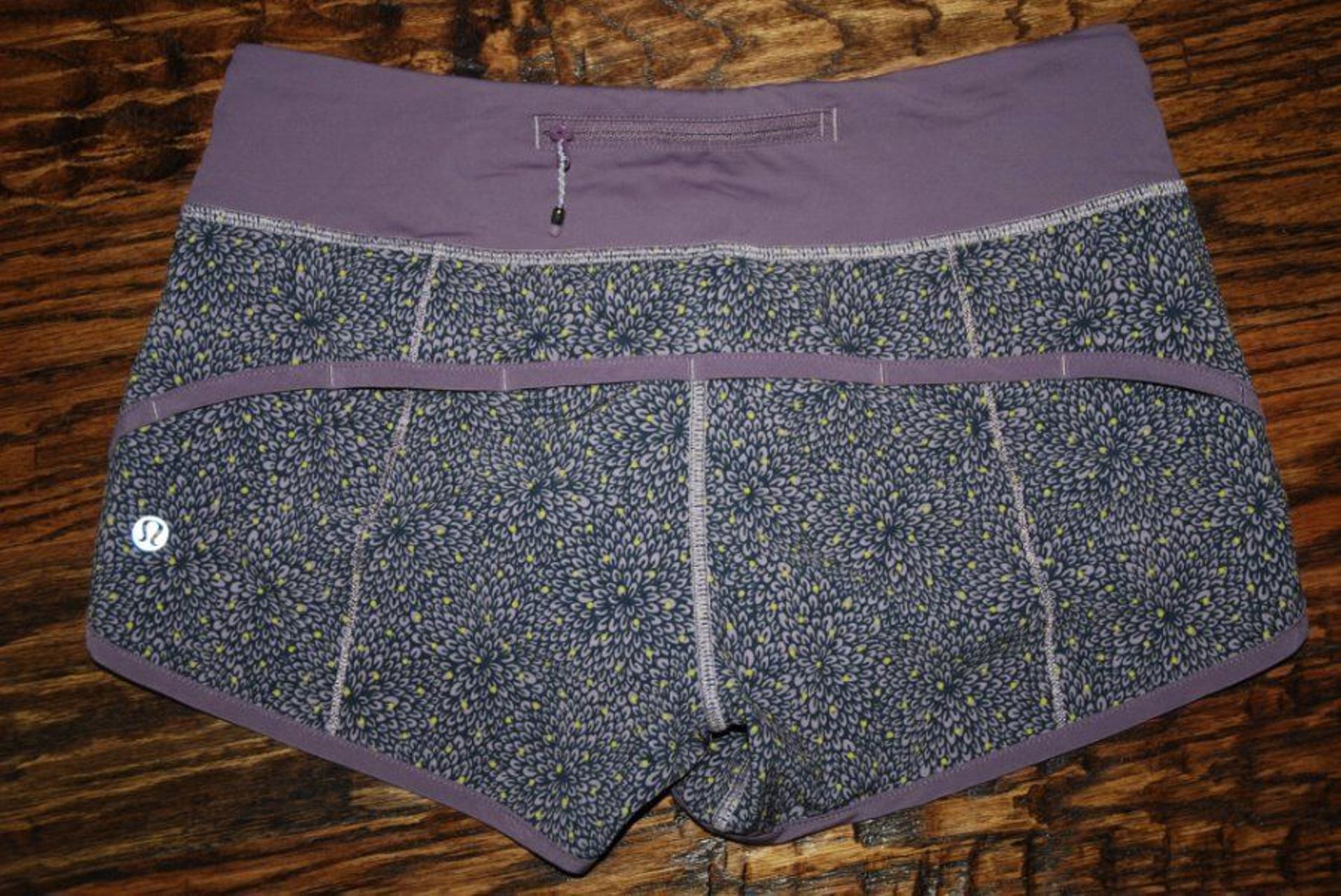 Lululemon Run:  Speed Short *4-way Stretch - Dottie Mum Deep Coal Mauvelous / Purple Fog