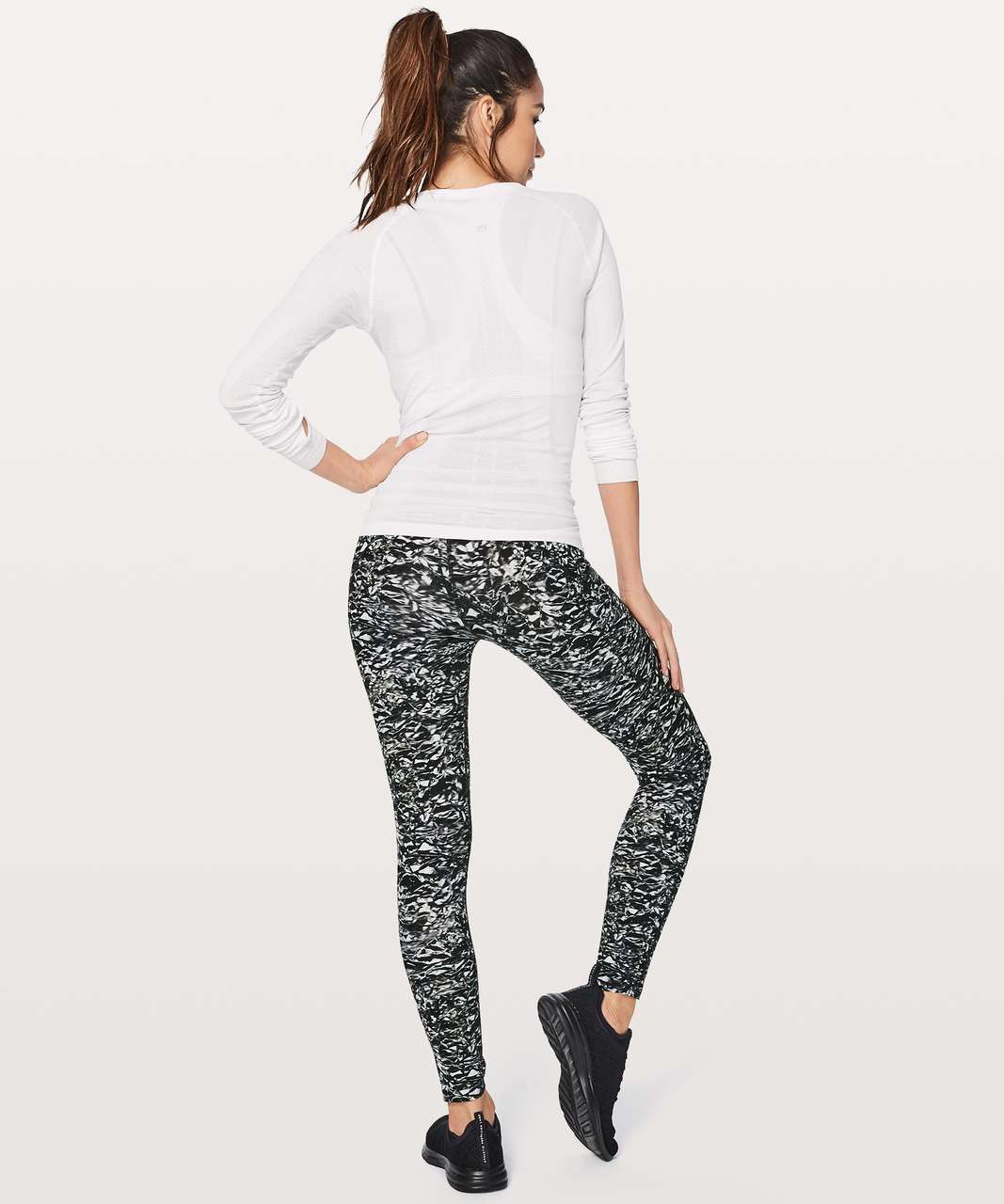 Lululemon Fast & Free 7/8 Tight II *Nulux 25" - Liquid Platinum Alpine White Multi